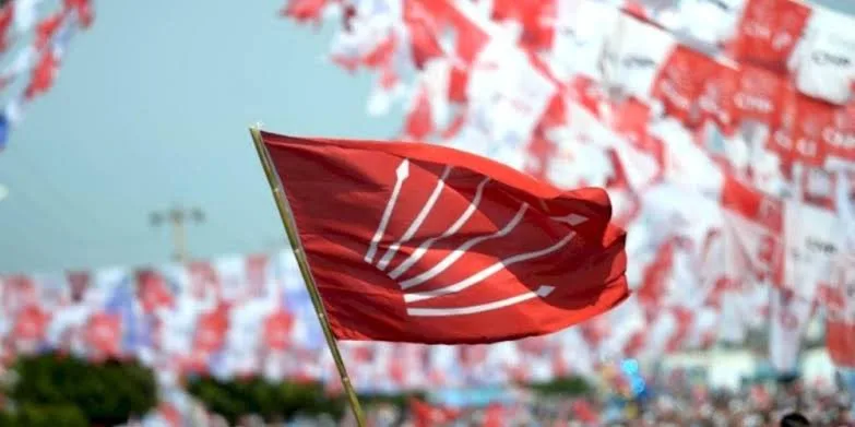 CHP’li Bursa Büyükşehir Belediye Başkanı Mustafa Bozbey, gözaltına alındı. Soruşturma