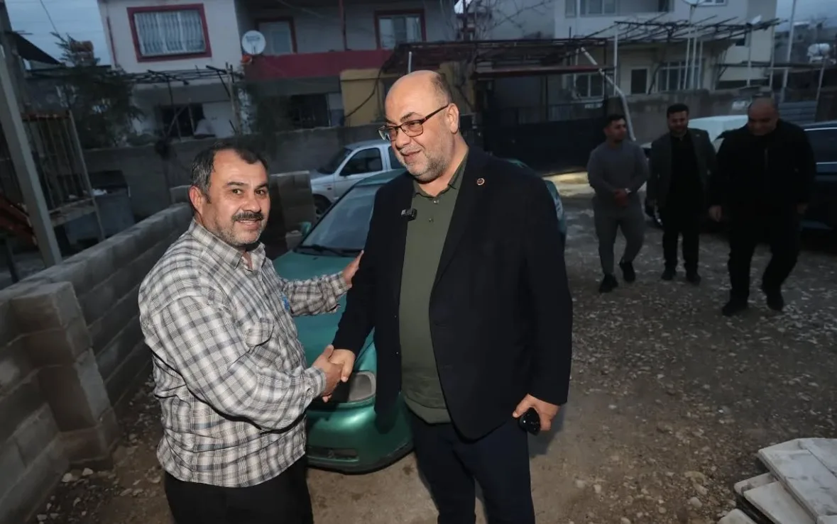 Mehmet Akpinar Ramazanda vatandaslarla ayni sofrada bulustu 3