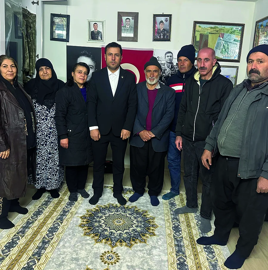 Milli Yol Partisi Onikisubat Ilce Baskani Fatih Buluttan Sehit Ailesine Anlamli Ziyaret 2