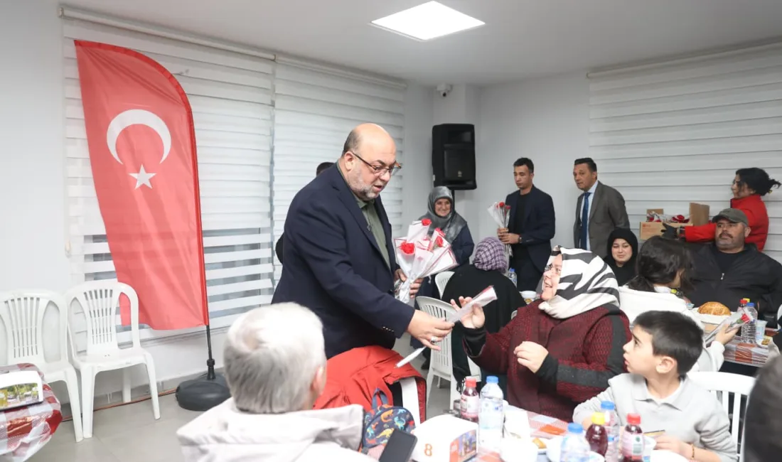 Mehmet Akpınar, Dulkadiroğlu’nda düzenlenen özel bir iftar programında engelli vatandaşlar