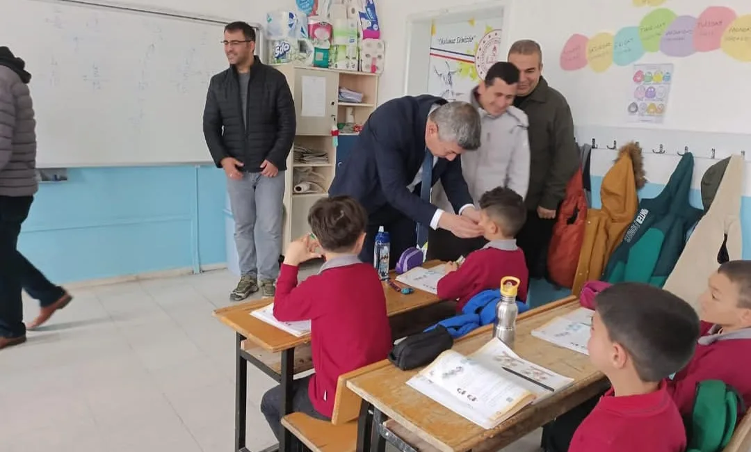 Andırın İlçe Milli Eğitim Müdürlüğü ekipleri, Geben’deki okullara adeta bir