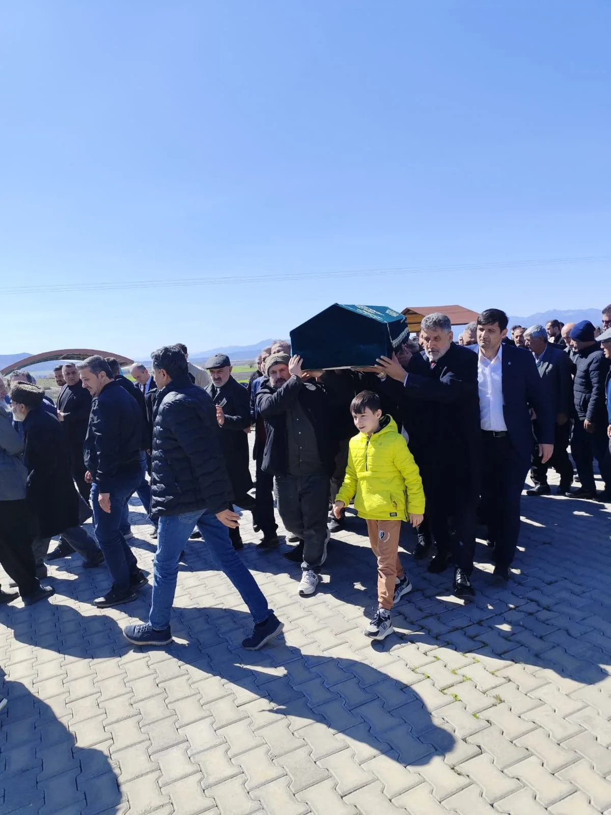 ca184a69 9605 40b3 9c46 e724a56ee52d