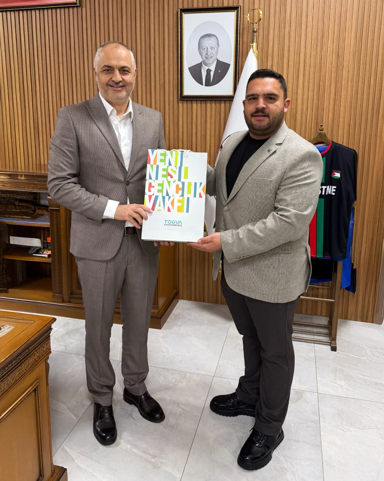 cda7c08f d887 47e9 b9af d3881d99cabe