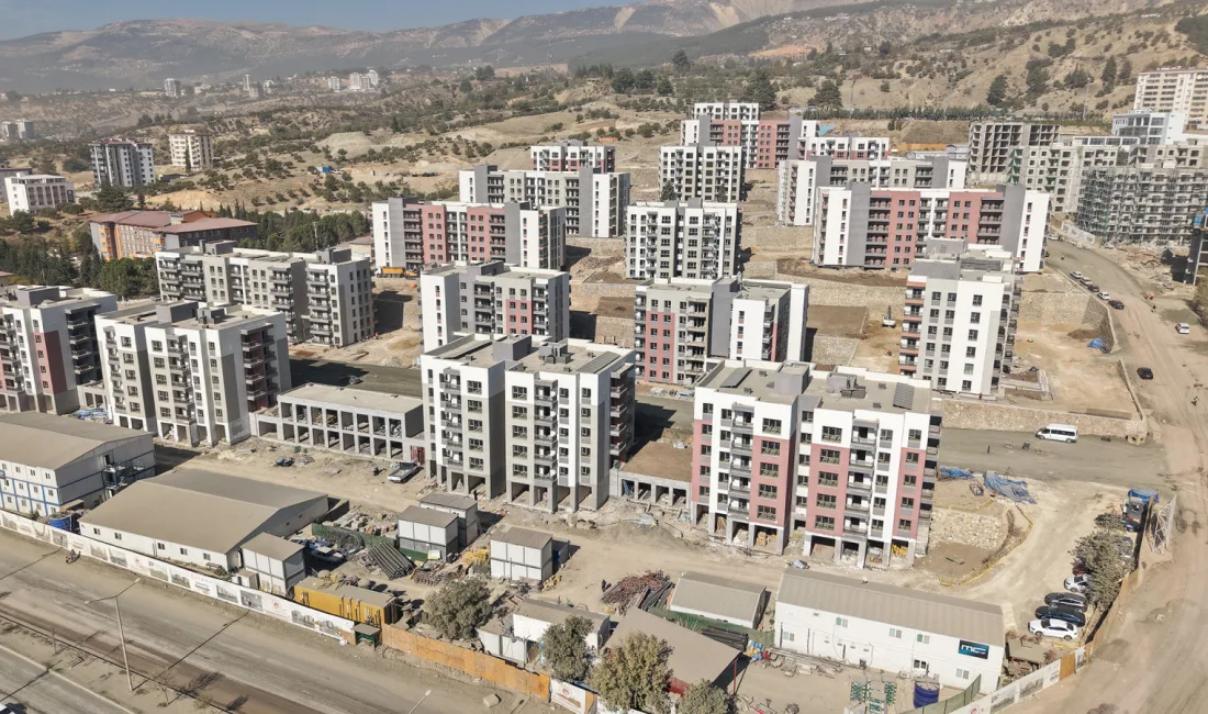 Kahramanmaraş’ın yeniden inşa sürecinde kritik bir rol oynayan Dulkadiroğlu ilçesinde,
