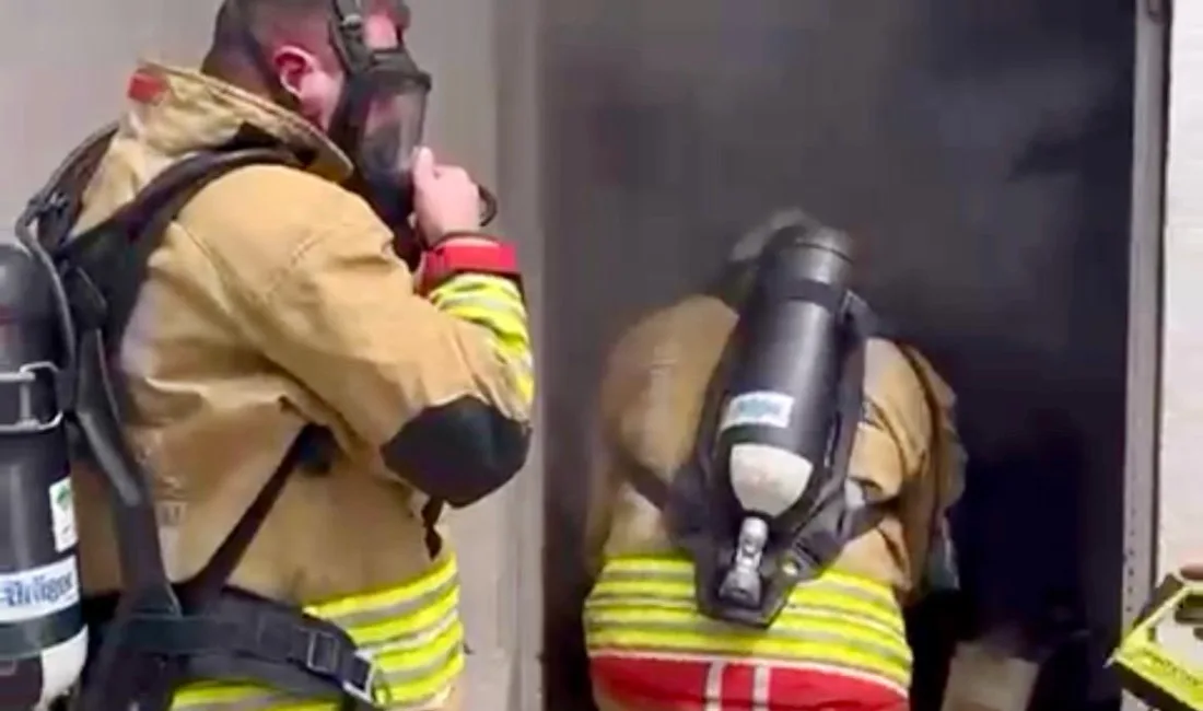 Kahramanmaraş’ın Onikişubat ilçesine bağlı Necip Fazıl Mahallesi’nde meydana gelen depo