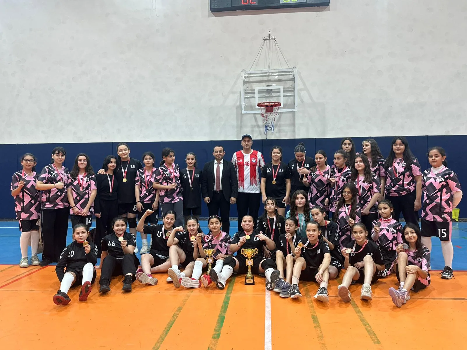 f8e3715b 307f 4906 b348 8eb09549adbc