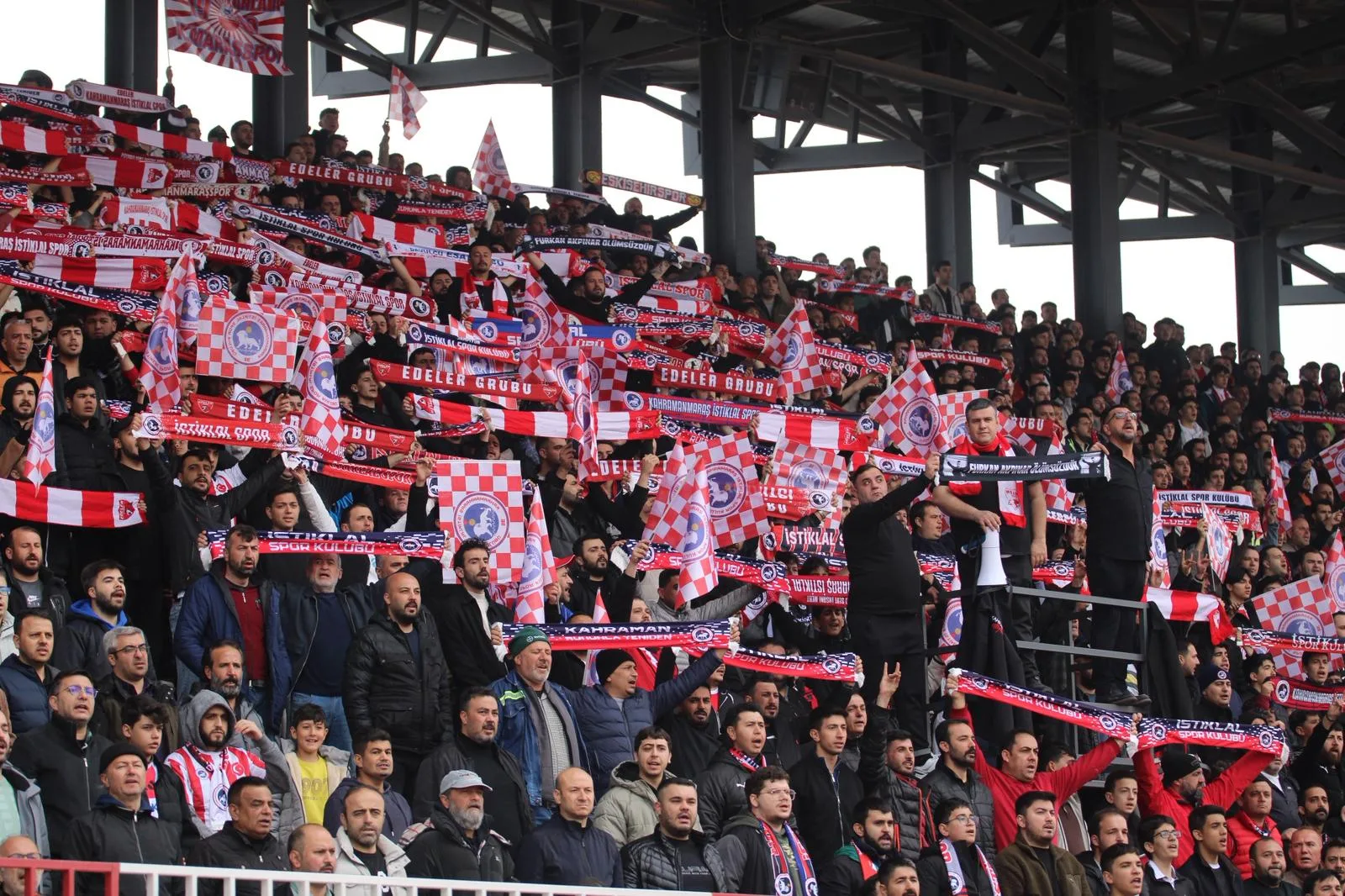 istiklal spor taraftar kahraman maras