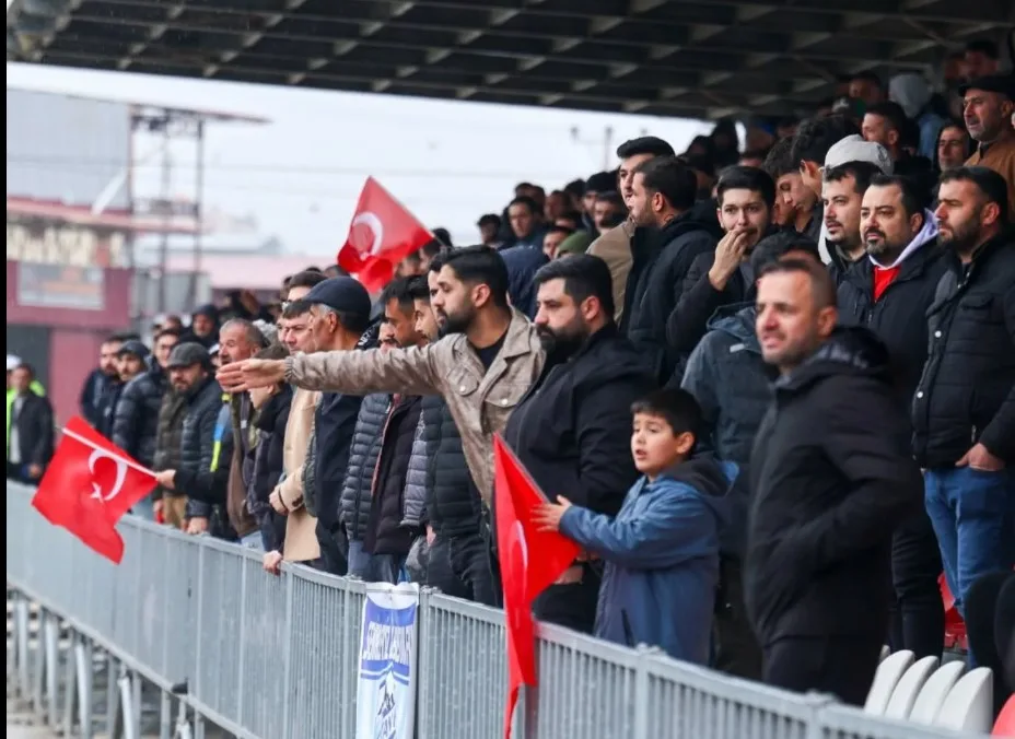 onur gurbuz.jpg3 .jpg