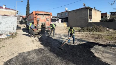 KASKİ, altyapı çalışmaları tamamlanan bölgelerde asfalt mesaisini aralıksız sürüyor.  Ekipler,