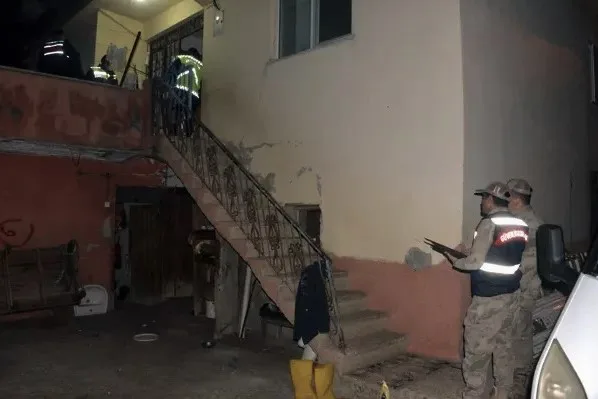 Kahramanmaraş’ta dehşet verici bir olay yaşandı. 38 yaşındaki M.K., tartıştığı