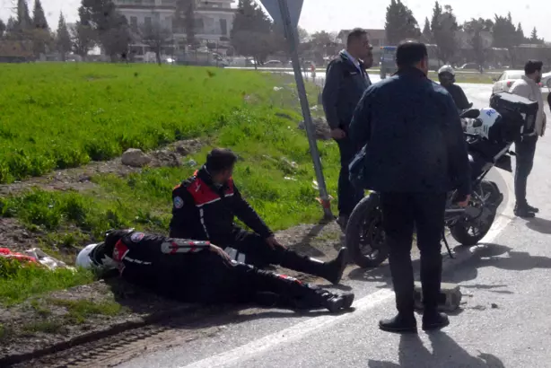 Kahramanmaraş’ta babasından izinsiz aldığı otomobille trafiğe çıkan A.H. (17), kendisini