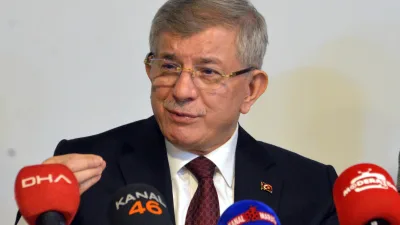 Gelecek Partisi Genel Başkanı Ahmet Davutoğlu, Kahramanmaraş’ta düzenlediği basın toplantısında,