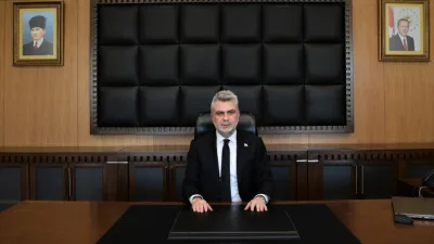 Kahramanmaraş Büyükşehir Belediye Başkanı Fırat Görgel, makam koltuğunu Erva Zehra