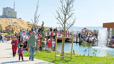 Kahramanmaraş’ta pazar günü güneşin yüzünü göstermesiyle birlikte piknik ve mesire