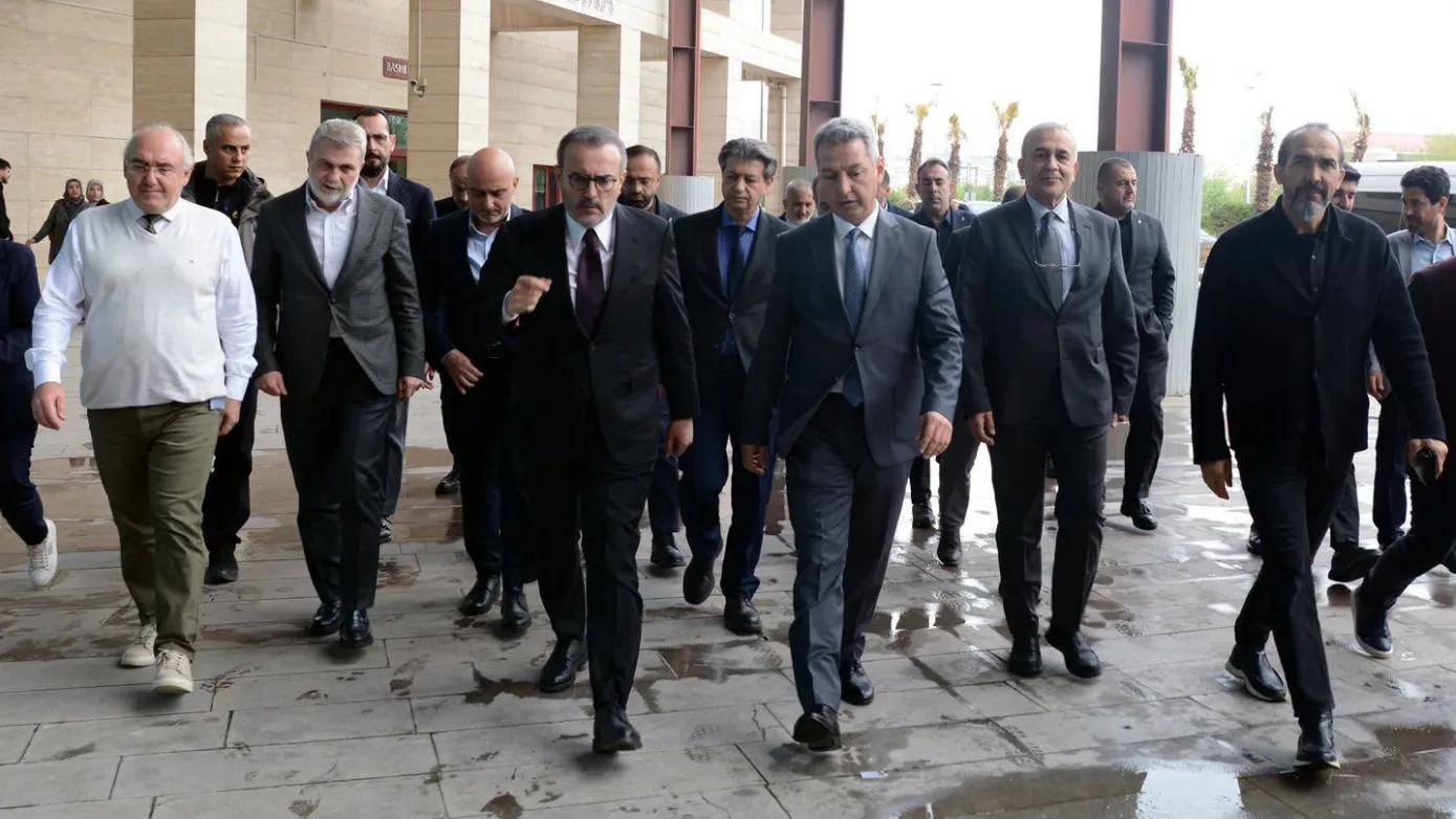 Mahir Unal yarali ogrencileri ziyaret etti