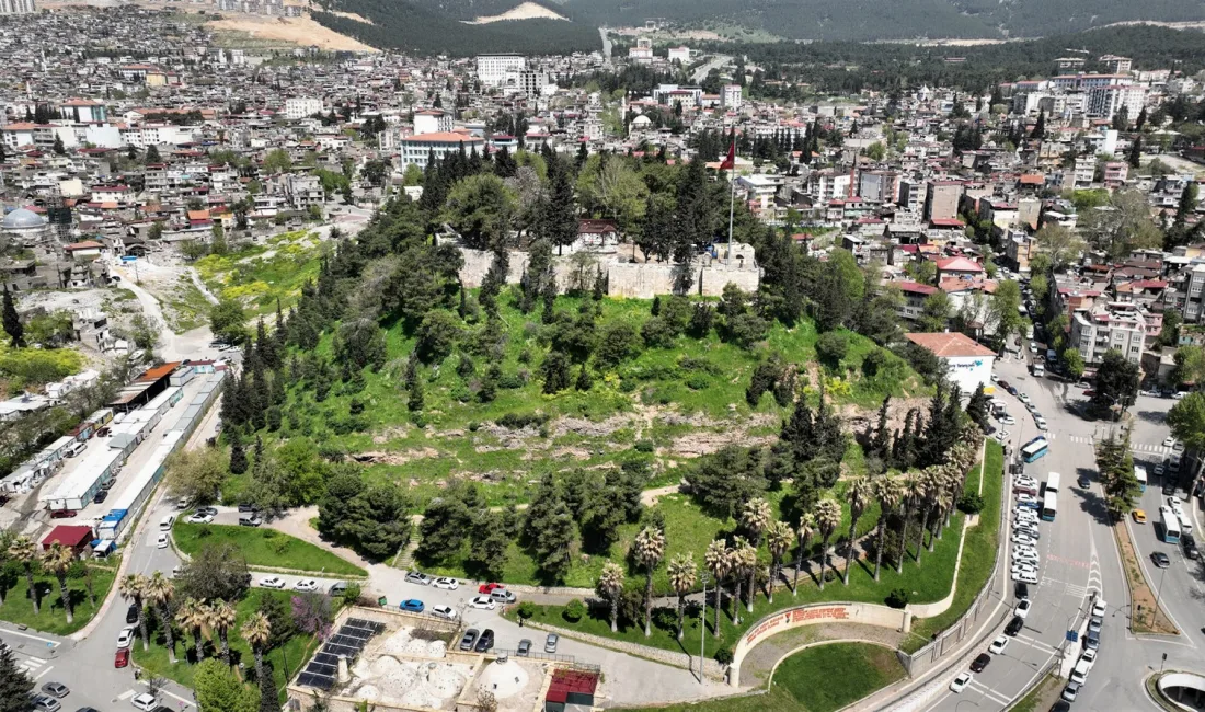 Kentin simge yapılarından birisi olan Kahramanmaraş Kalesi’nde, kapsamlı bir restorasyon