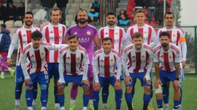 Onikişubatspor, deplasmanda Diyarbakırspor’a son dakikada yediği gollerle 2-1 oldu.