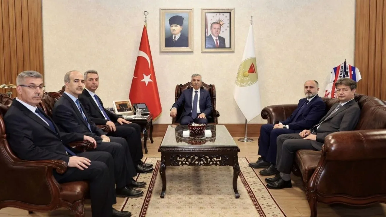 KSÜ Rektörü Prof. Dr. İbrahim Taner Okumuş, Kahramanmaraş Valisi Mükerrem