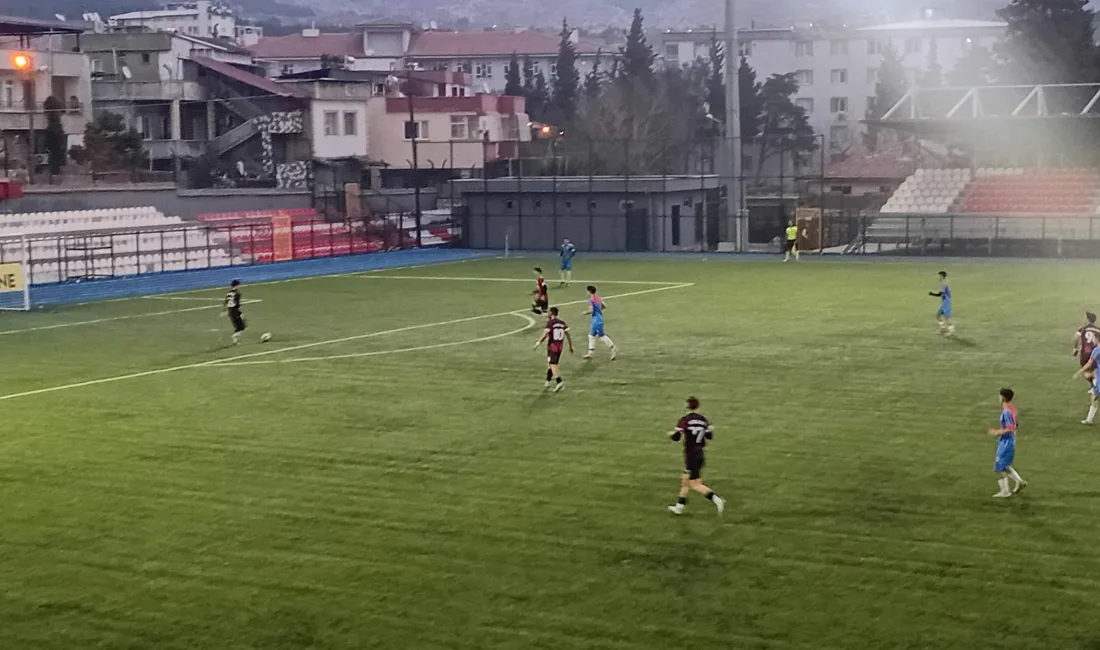 Kahramanmaraş 2. Amatör Lig’de Döngele Bozdağspor, Avanoğluspor’u 2-1 mağlup ederek,