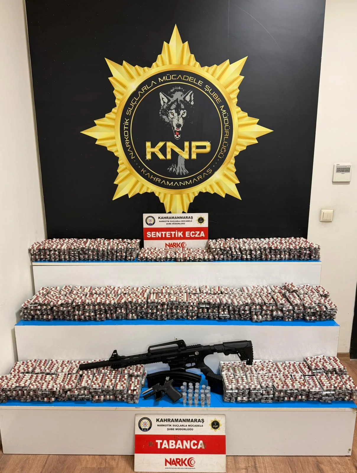 Kahramanmaraş’ta binlerce hap ele geçirildi: 3 tutuklama 2 WhatsApp Image 2026 04 13 at 12.24.09