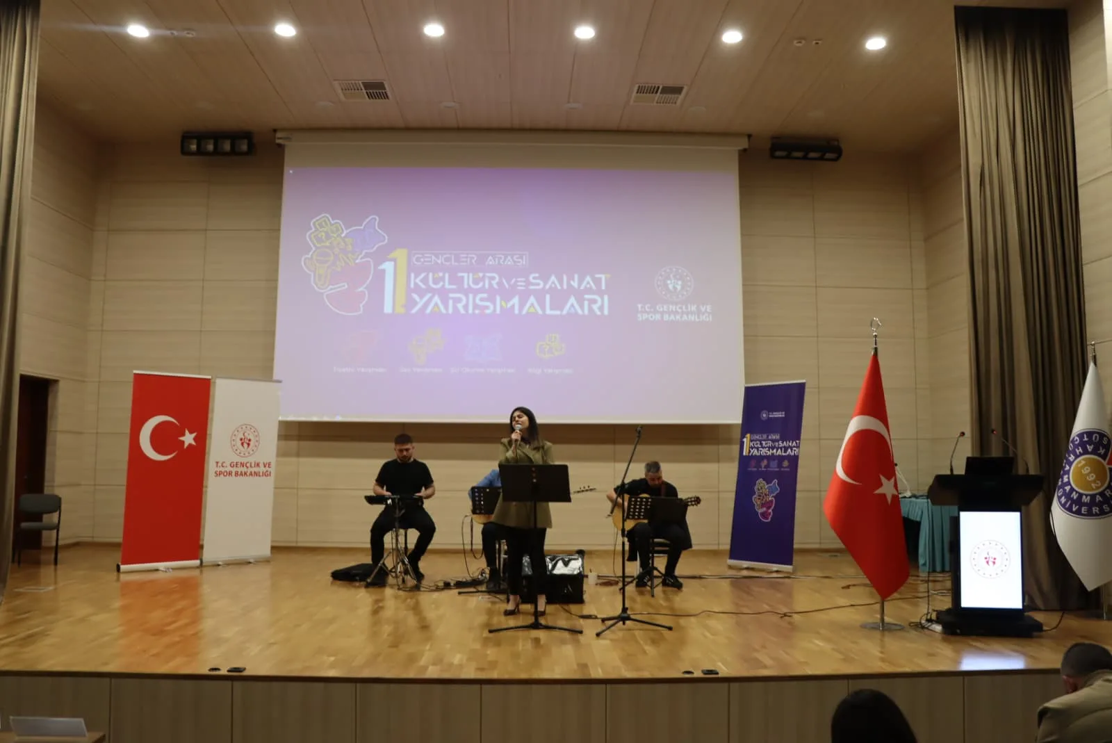 Kahramanmaraş yeteneklerini arıyor! Kahramanmaraş yeteneklerini arıyor!