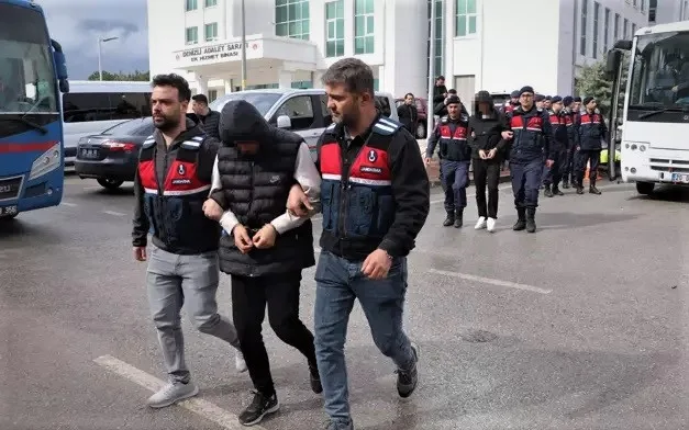 Aralarında Kahramanmaraş’ın da bulunduğu 10 ilde sanal medya hesaplarından sahte