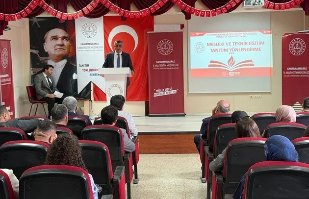 "Bir kolunda altın bilezik, diğerinde güçlü bir gelecek..." Pazarcık İlçe