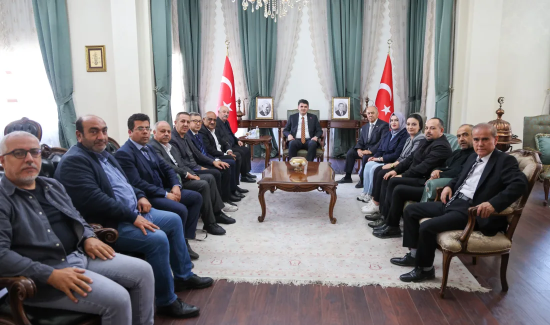 Cumhurbaşkanlığı kararnamesiyle Kilis Valiliği görevine atanan Kahramanmaraşlı hemşehrimiz Ömer Kalaylı,