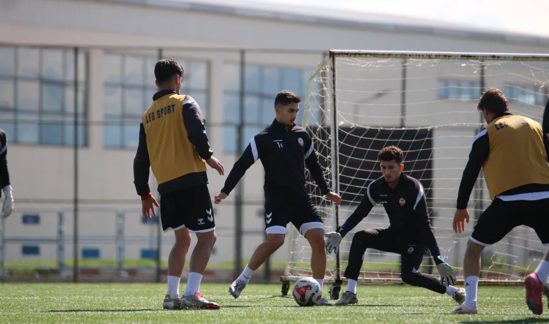 TFF 3. Lig 2. Grup’ta ligde kalma mücadelesi veren Kahramanmaraşspor,