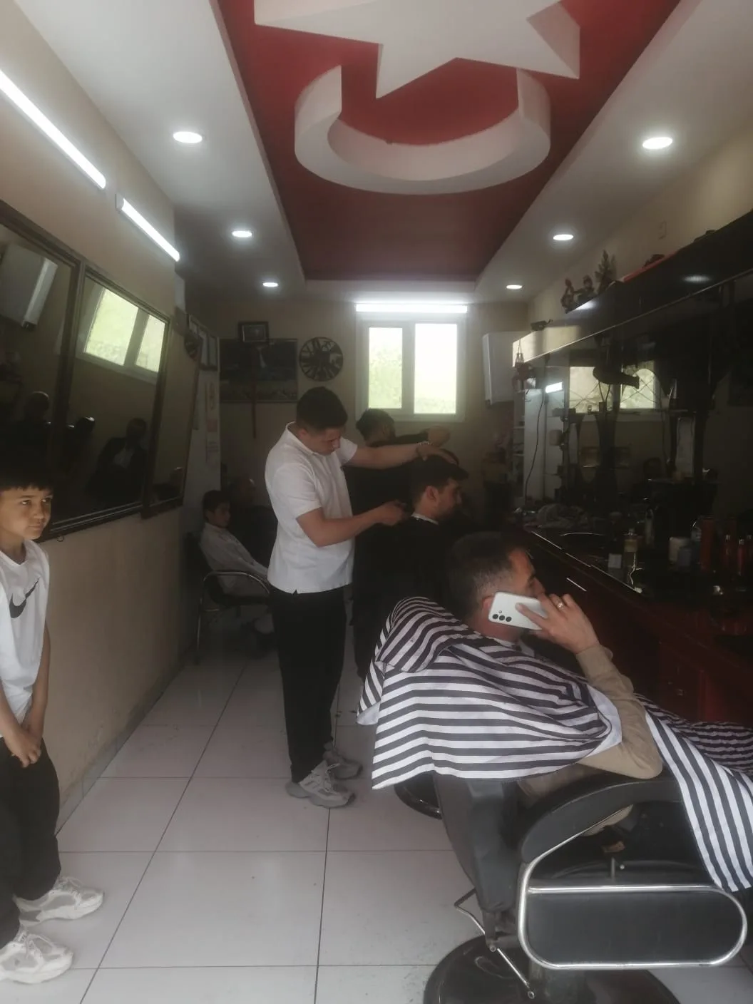 Andırın'da Berberlerde Randevular Doldu, Yoğunluk Zirve Yaptı!