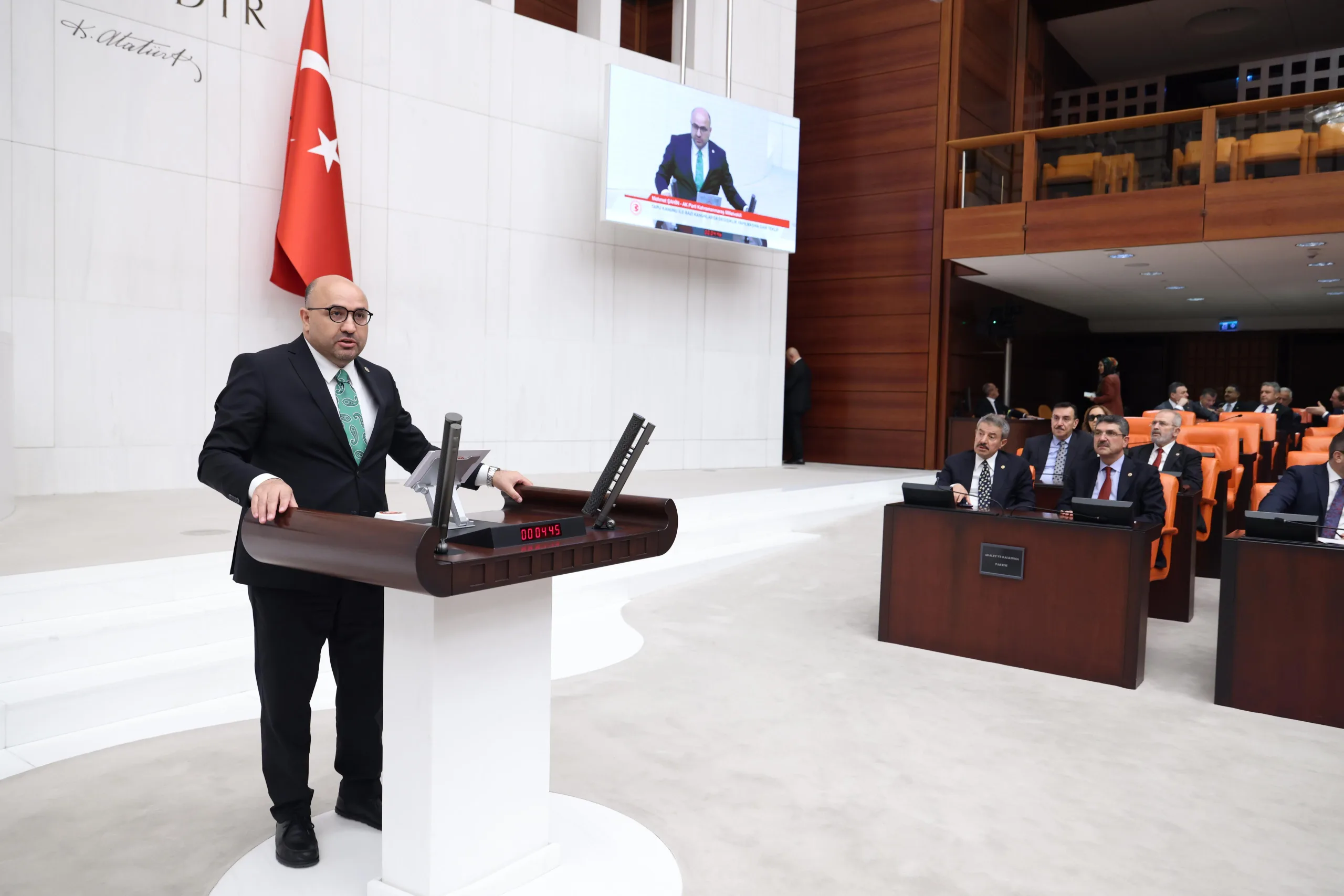 Andırınlı Milletvekili Prof. Dr. Mehmet Şahin: "Geleceğimize Işık Tutacak Sağlam Adımlar Atıyoruz"
