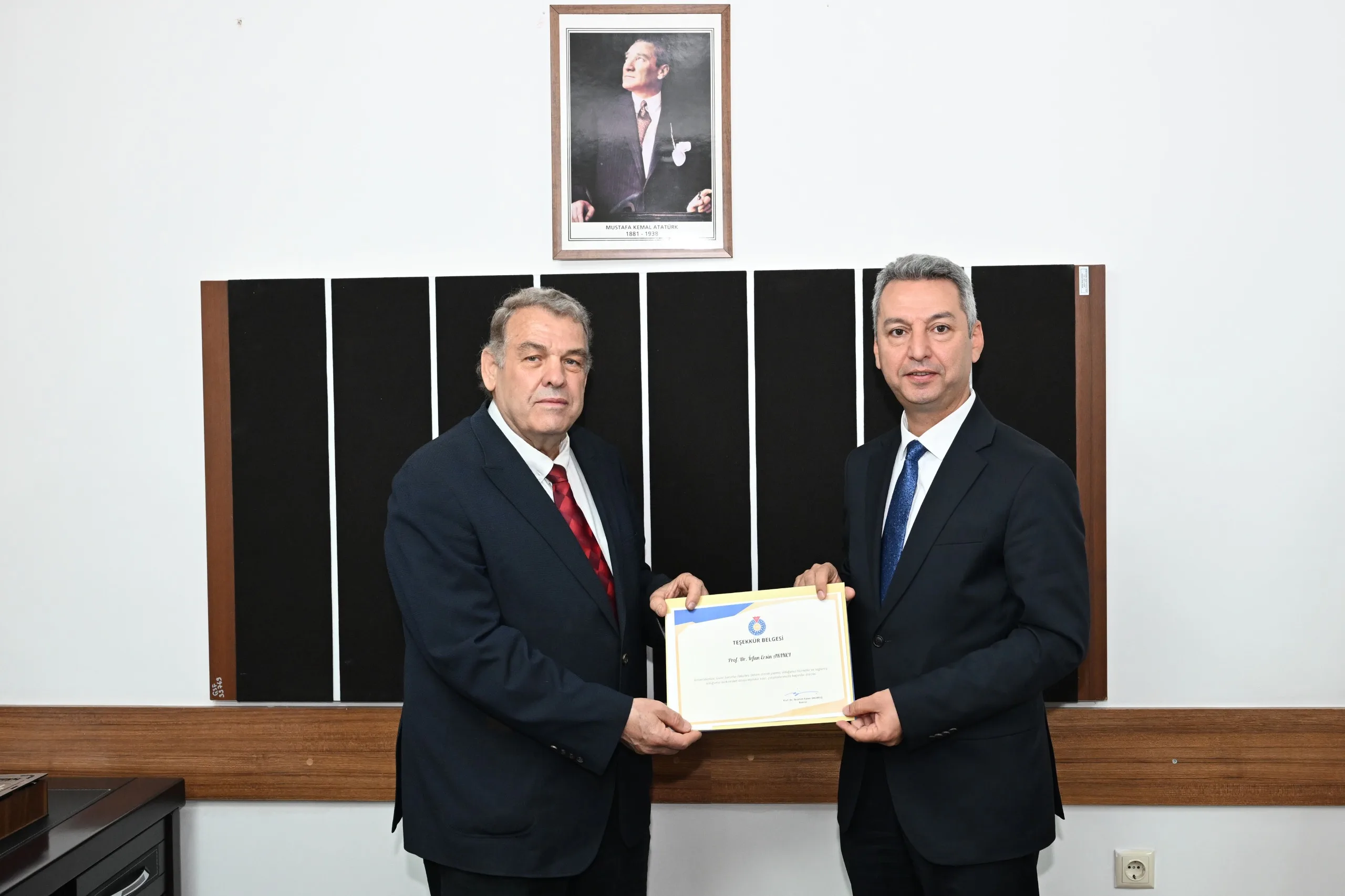 KSÜ’de dekan değişikliği