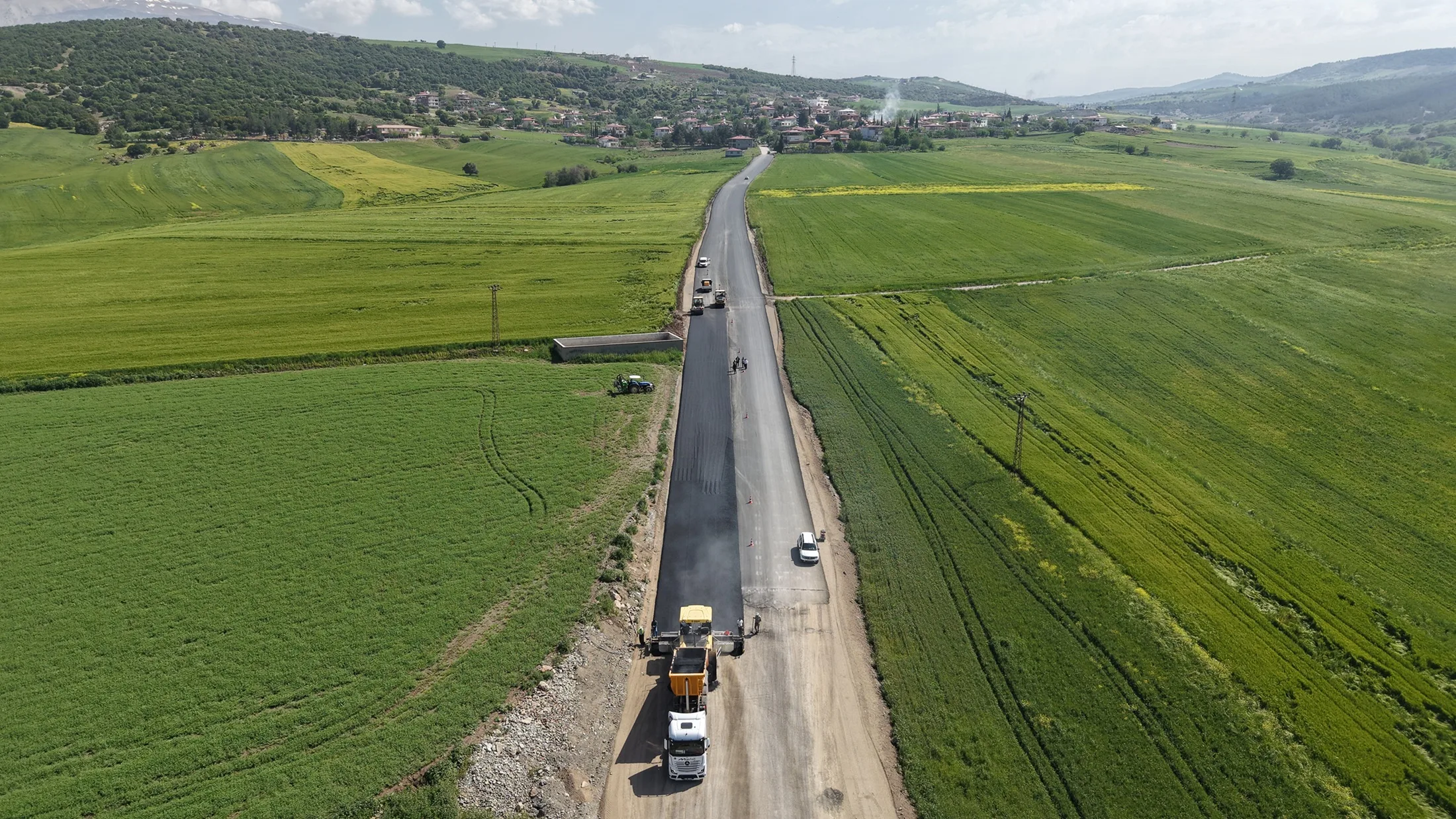 11 bölgede asfalt çalışması: Kahramanmaraş şantiye gibi!