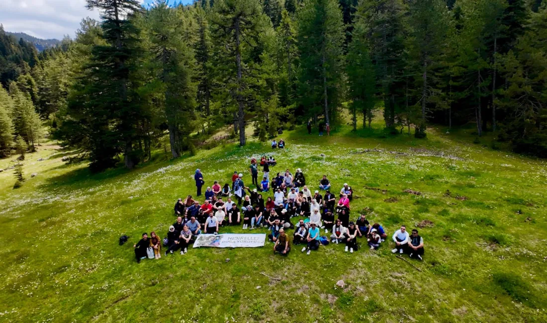 Kahramanmaraş’ta Hıdırellez kutlamaları kapsamında düzenlenen “Doğa Yürüyüşü ve Foto Safari”