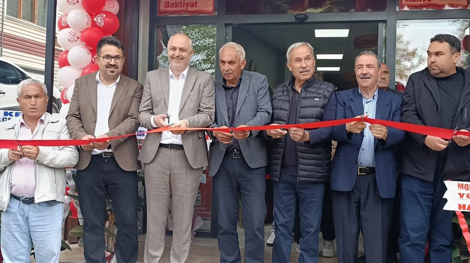 Andırın Pazarı Görkemli bir Törenle Hizmete Açıldı