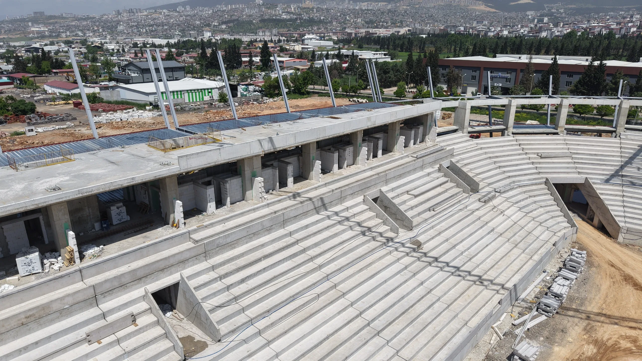 Kahramanmaraş’ın Yeni Stadında Dev Adım: %43’ü Tamamlandı! Kahramanmaraş’ın Yeni Stadında Dev Adım: %43’ü Tamamlandı!