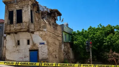Kahramanmaraş’ın Onikişubat ilçesine bağlı Haydarlı Mahallesi’nde bulunan metruk bir binada