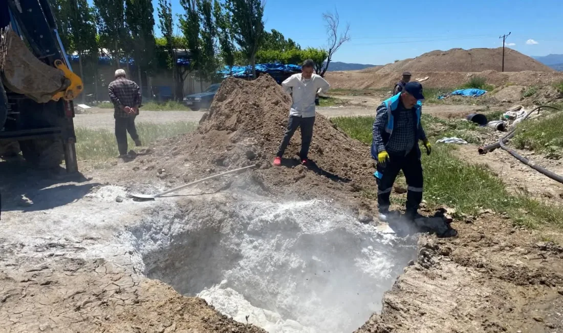 Dulkadiroğlu Belediyesi, Kurban Bayramı’nda kesilen kurbanların artıklarını temizlemek için ummalı