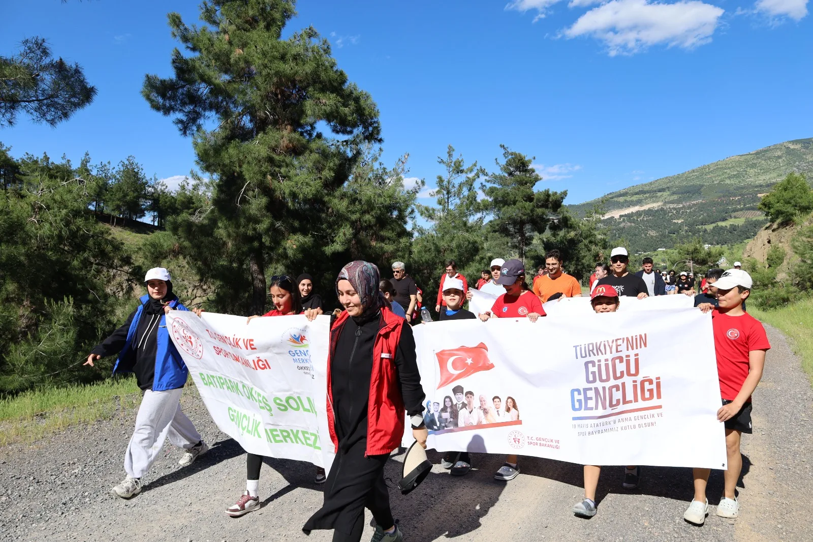 Maraş'ta 19 Mayıs Coşkusu Suya Taşındı: Kılavuzlu’da Muhteşem Manzaralar!