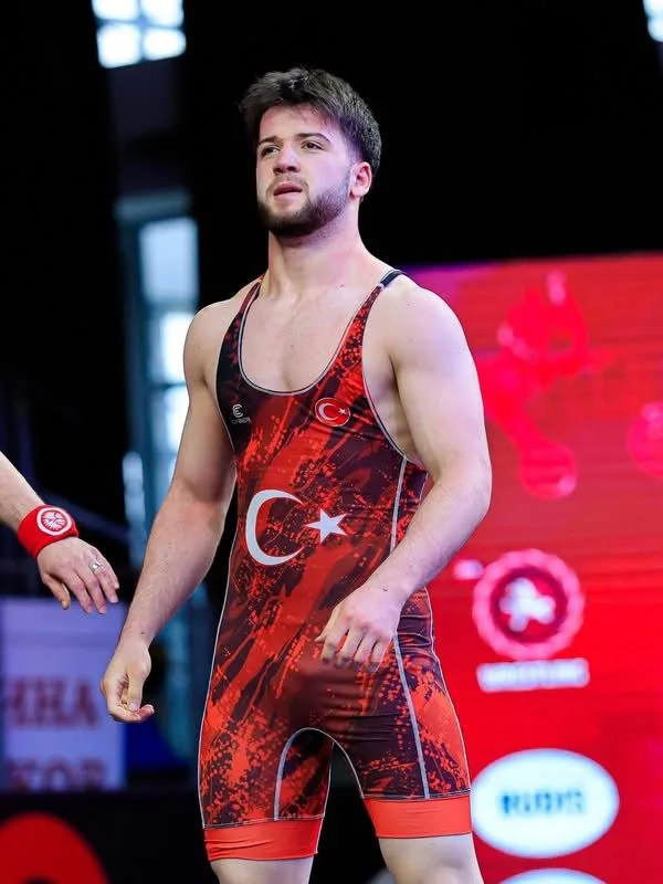 Göksunlu Emirhan Bulgaristan'da Tarih Yazdı