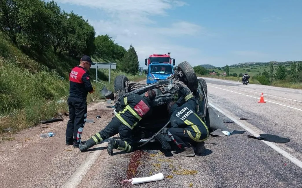 Adıyaman’ın Gölbaşı ilçesi Çatalağaç mevkiinde meydana gelen tek taraflı trafik