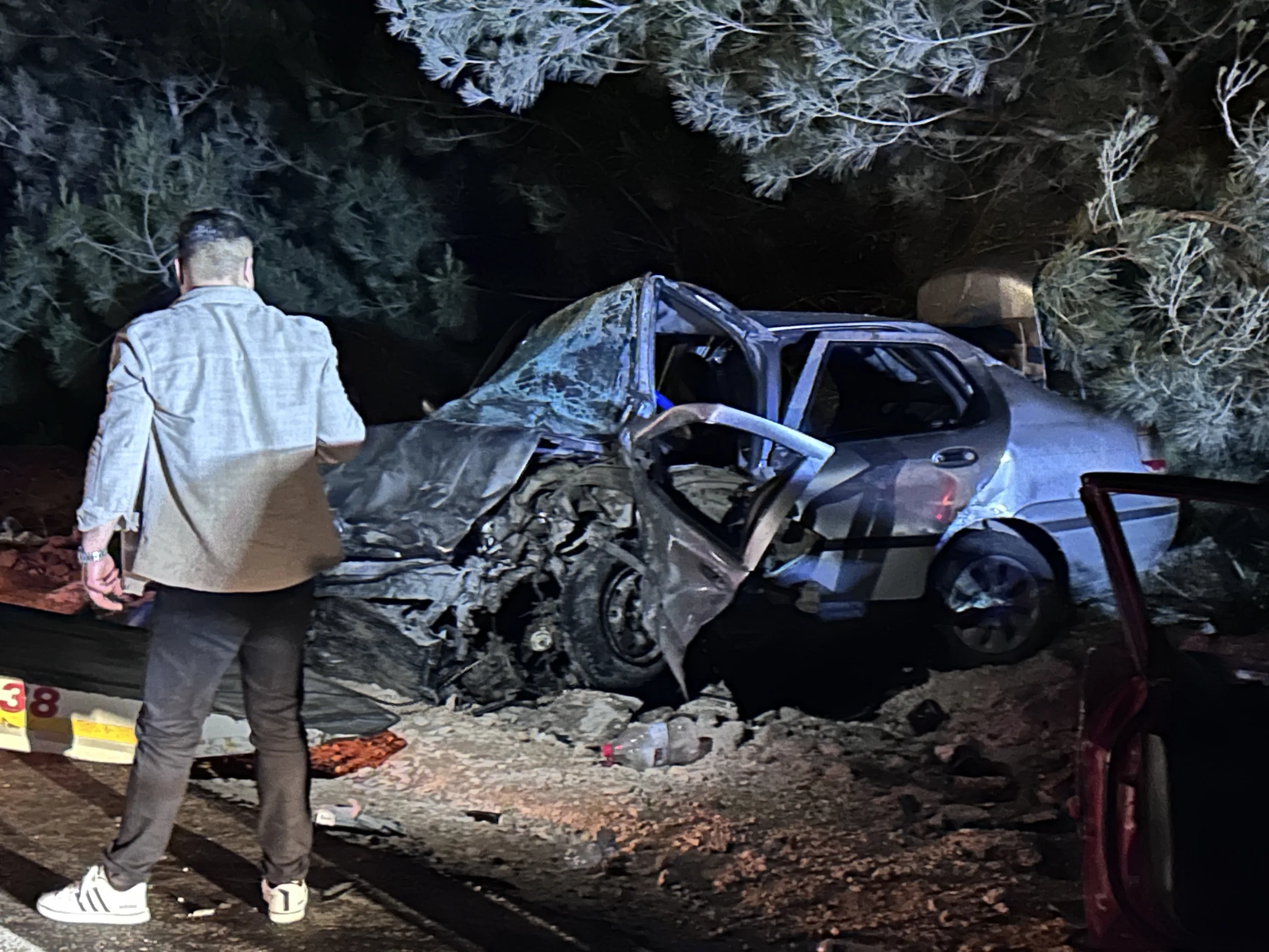 Dehşet kaza can aldı: 2 ölü 3 yaralı! Dehşet kaza can aldı: 2 ölü 3 yaralı!