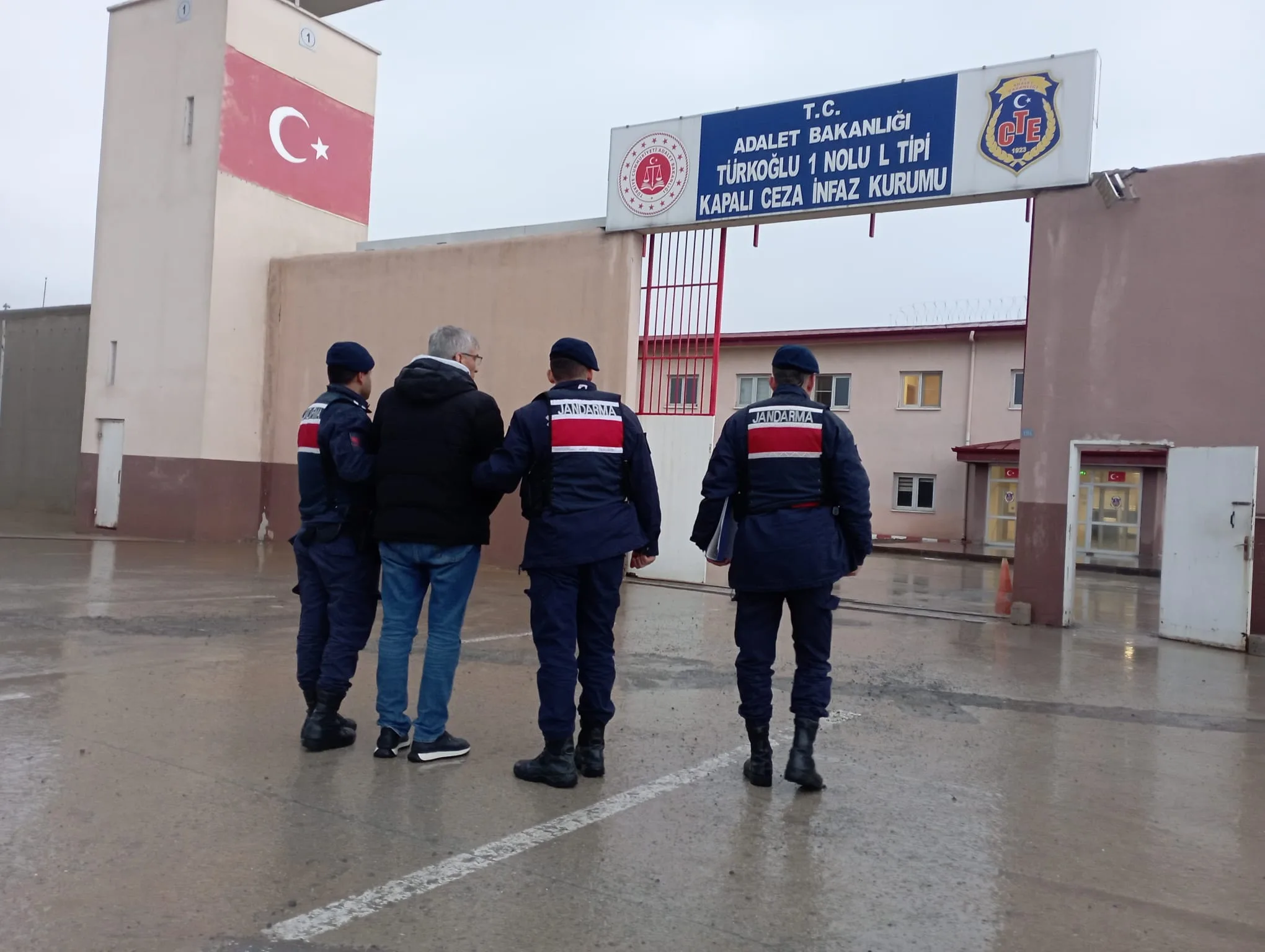 Kahramanmaraş’ta yürek yakan anne feryadı: “Benim kızım cıvıl cıvıldı”