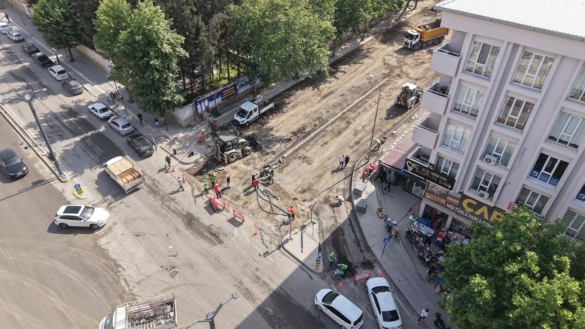 Kahramanmaraş’ta o cadde onarılıyor