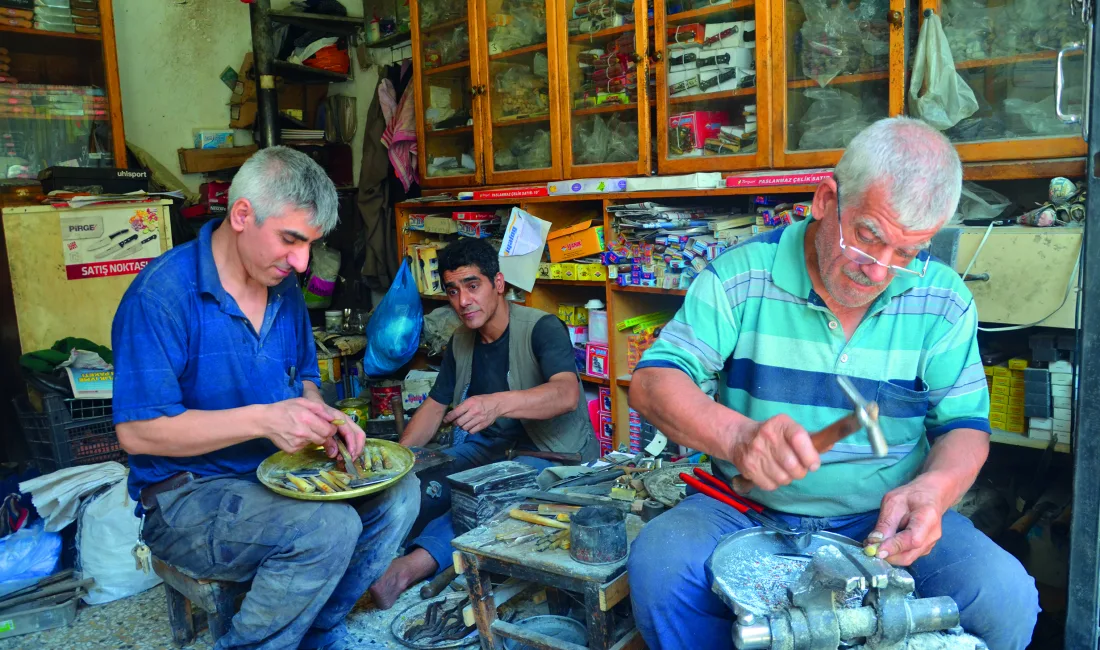 Kahramanmaraş’ta Kurban Bayramı geri sayımı başlarken, çarşı ve pazarlarda bayram