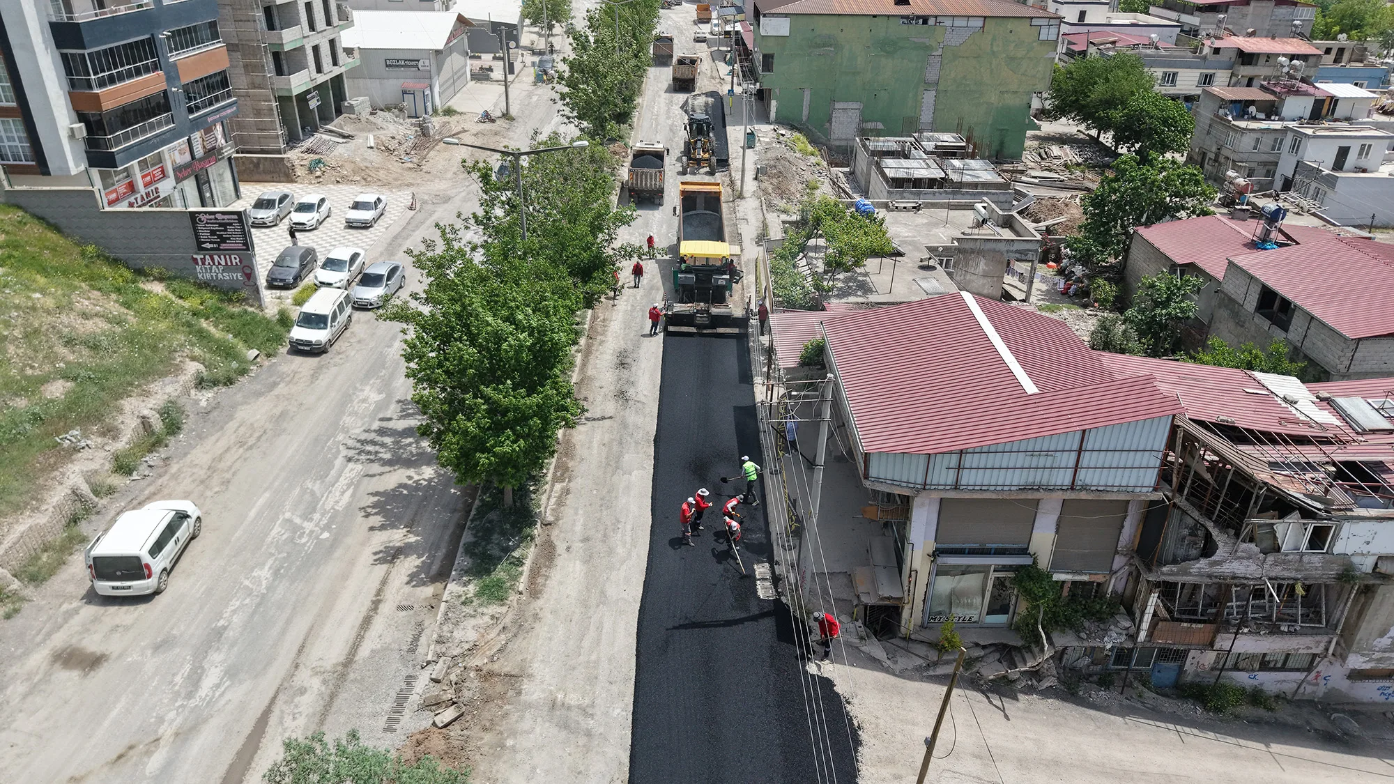 Dulkadiroğlu’nun kalbi asfaltlanıyor!
