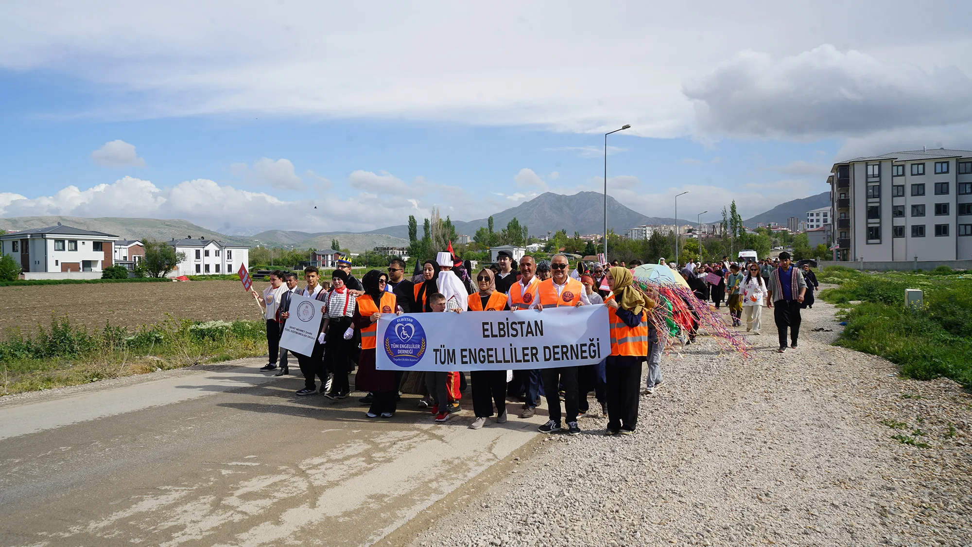 Enbistan’da Engeller Değil Gülüşler Konuştu!