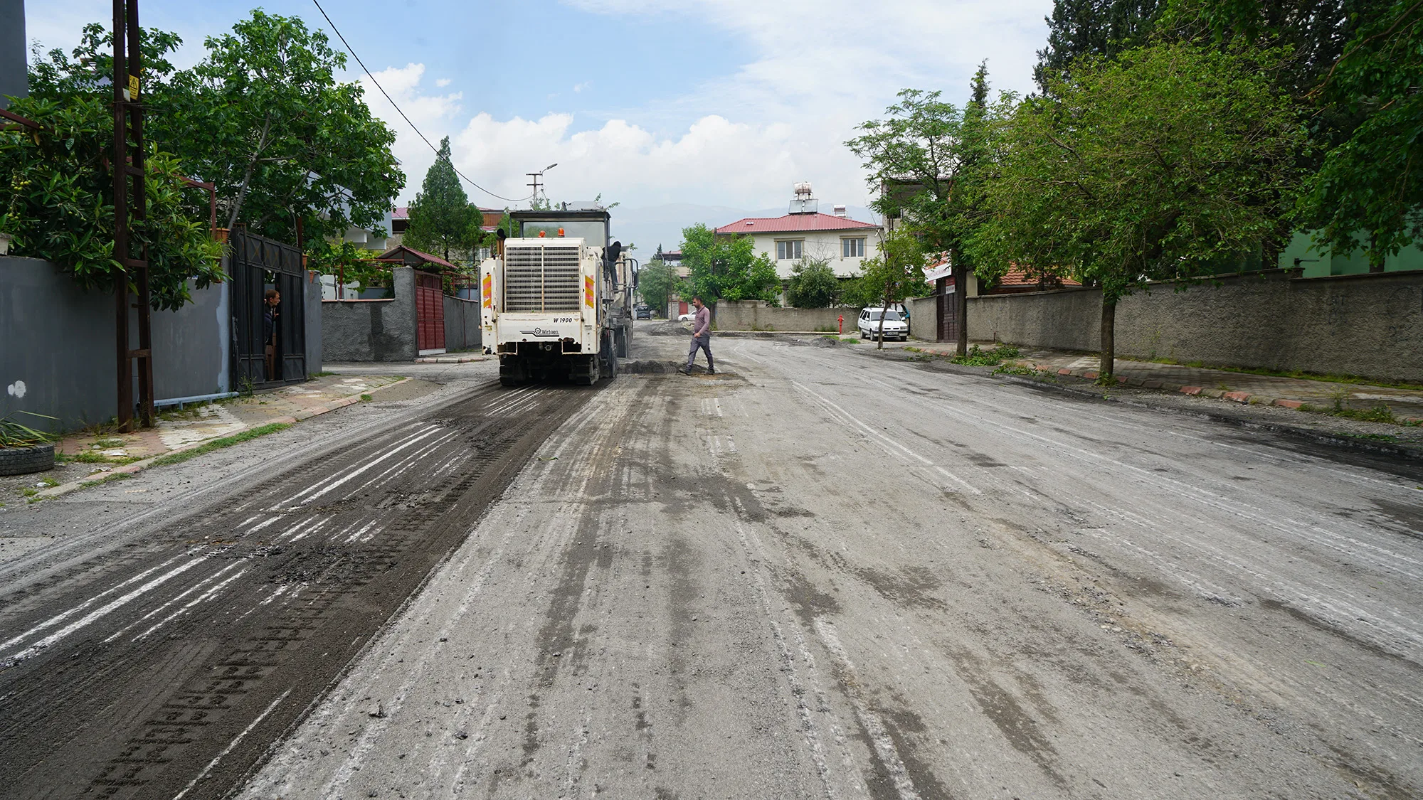 Kahramanmaraş’ta 7 Sokak Asfaltla Buluştu, 3 Sokakta Daha Hazırlık Yapılıyor