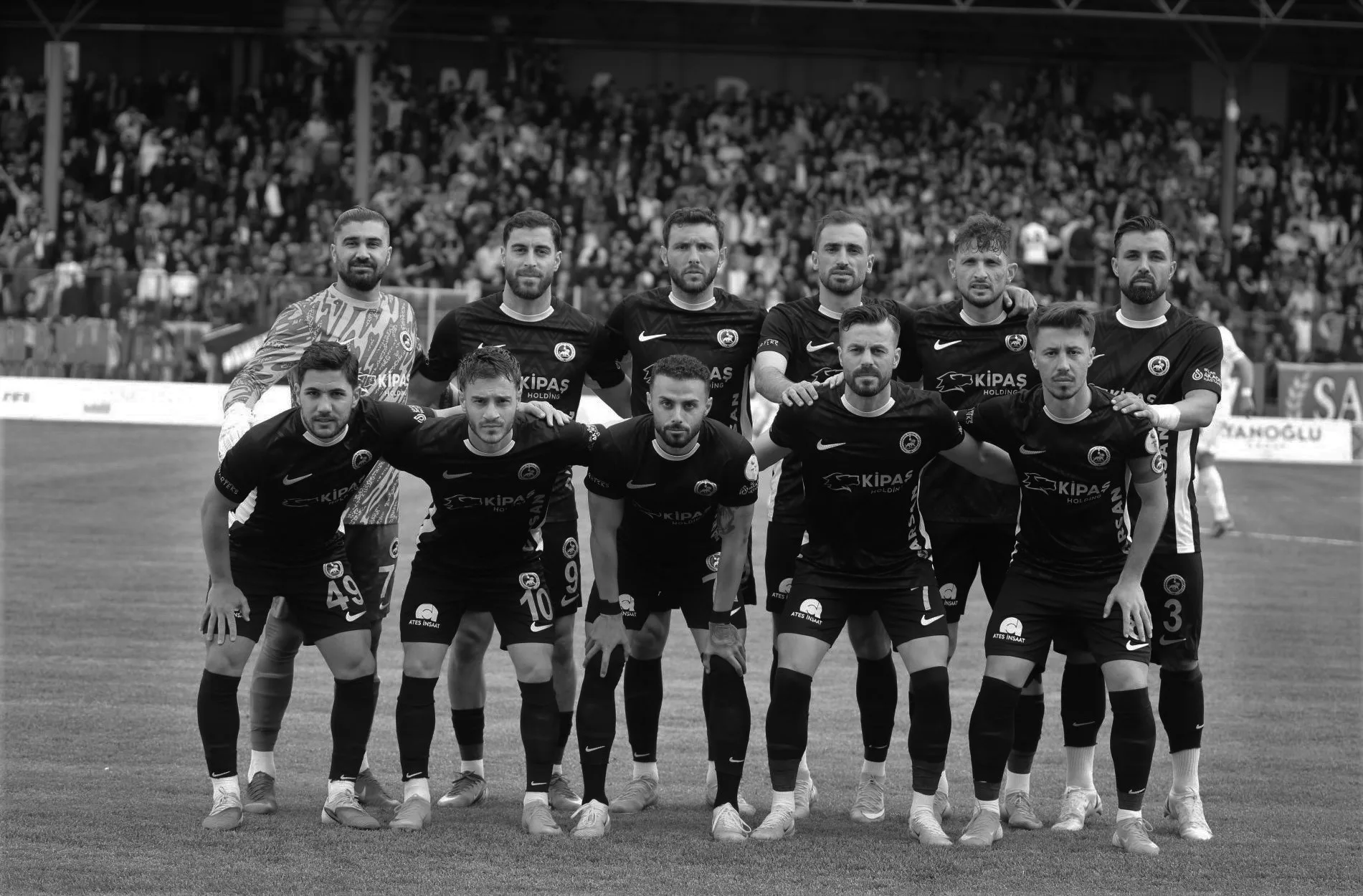 Kahramanmaraş İstiklalspor’da sözleşmesi sona eren isimlerden birisi daha ayrılığını yaptığı