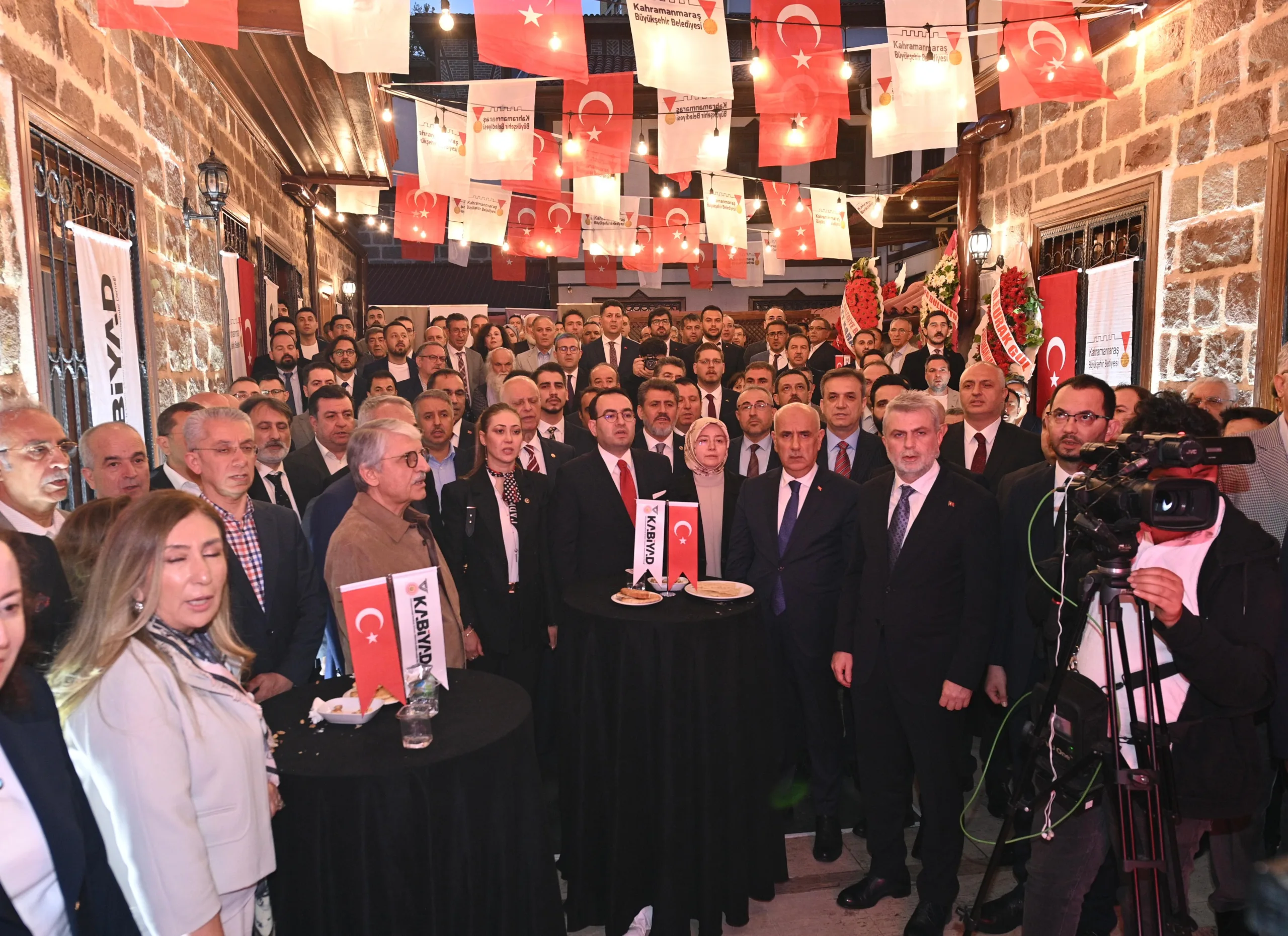 Başkan Görgel: “Şehirler sadece yatırımlarla değil, ortak akıl ve dayanışmayla büyür” Başkan Görgel: “Şehirler sadece yatırımlarla değil, ortak akıl ve dayanışmayla büyür”